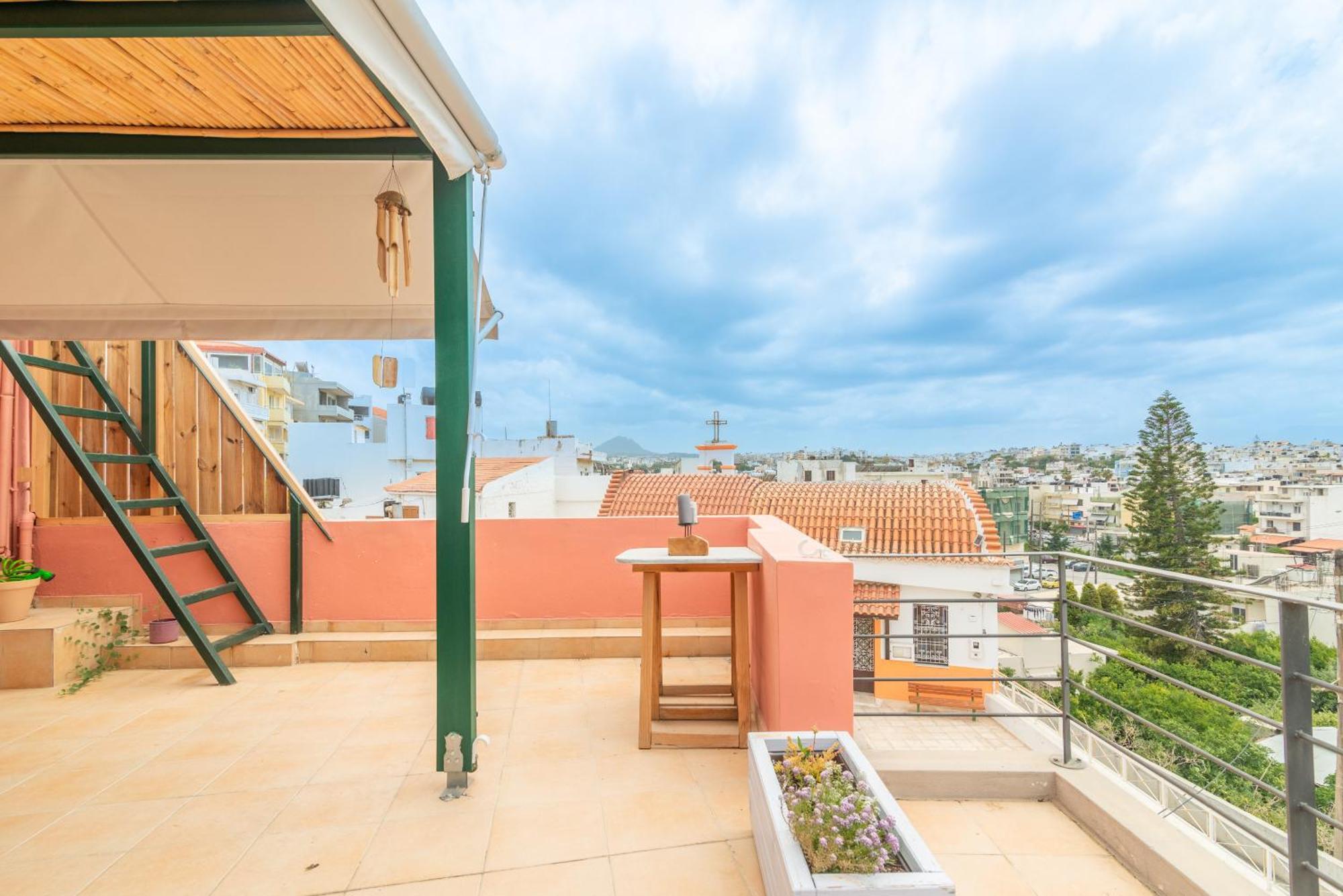 City Loft Near The Airport With Seaview Heraclión Exterior foto